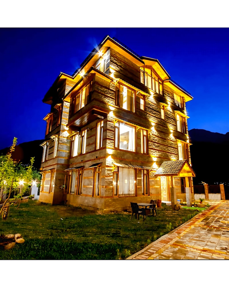 amber cottage manali