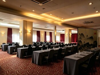 btc hotel
