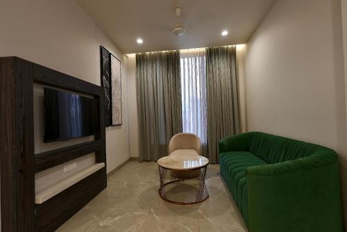 elinor hotel