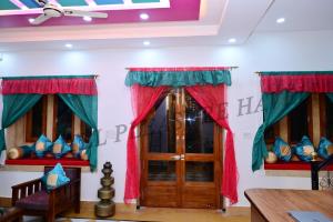 hotel pleasure haveli
