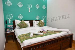 hotel pleasure haveli