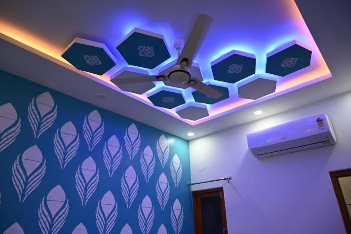 hotel pleasure haveli