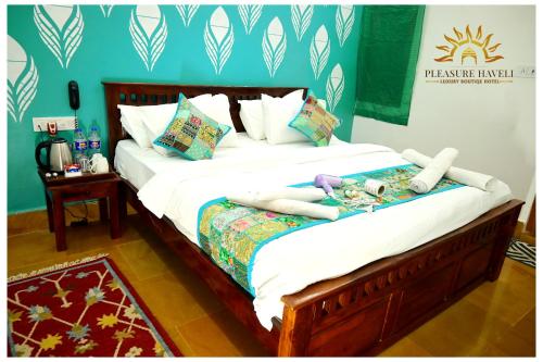 hotel pleasure haveli