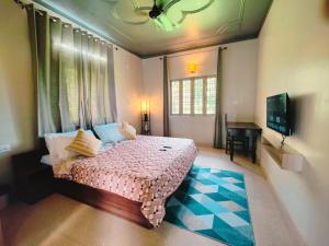 hoztel jollygrrant doon