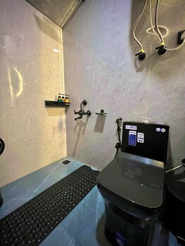 glass cabins and cafe by urban monk