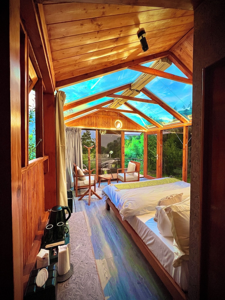 glass cabins and cafe by urban monk