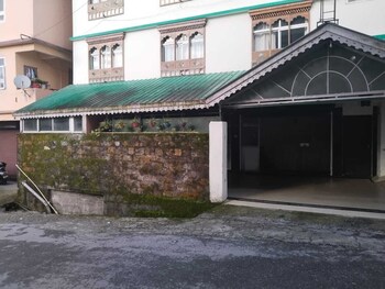 bassushotel silk route residency