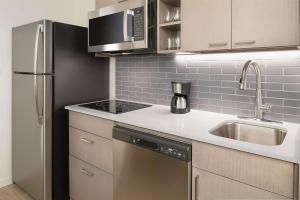 hyatt house auburn hills detroit