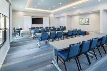hyatt house auburn hills detroit