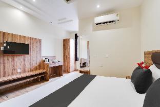 super hotel shiv lok