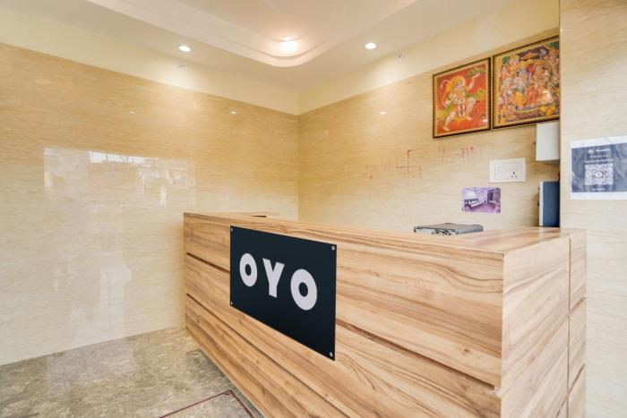 super hotel shiv lok