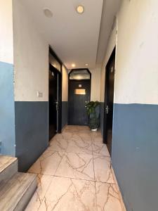 hotel hauz khas inn