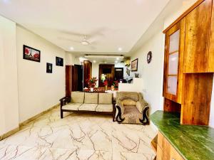 hotel hauz khas inn