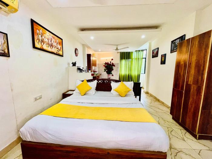 hotel hauz khas inn