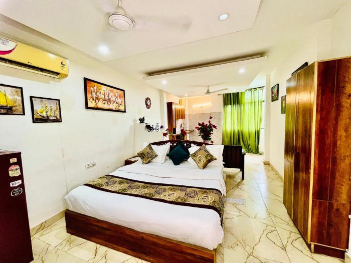 hotel hauz khas inn