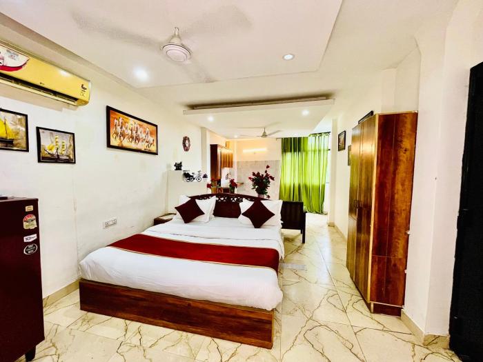 hotel hauz khas inn
