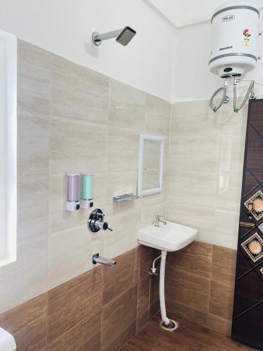 collection o alpine inn