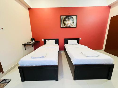 Collection O Alpine Inn,,3 star