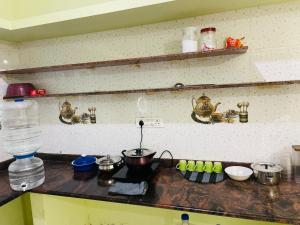 Royal Guest House,,3 star