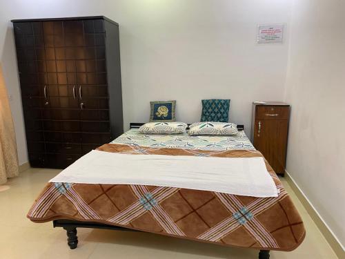 Srt Homely Stay 3Bhk With All Amenities,,4 star