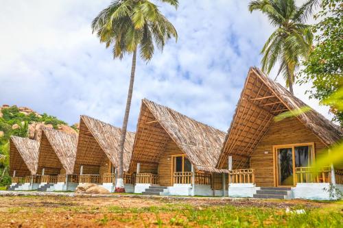 Tamarind Tree Way Side Amenities,,5 star