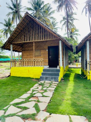 Tamarind Tree Way Side Amenities,,5 star