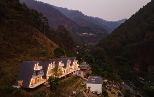 Kainchi Retreat Near Kainchi Dham,,4 star