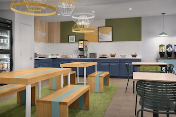 Quality Inn And Suites Lakewood,Denver>>Colorado,2 star