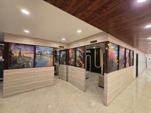 sarojini garden hotel and restaurant