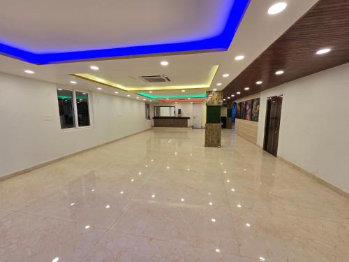 sarojini garden hotel and restaurant