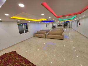 sarojini garden hotel and restaurant