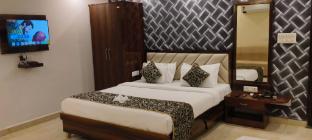 sarojini garden hotel and restaurant