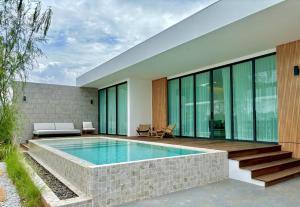 modernfes pool villa khao yai