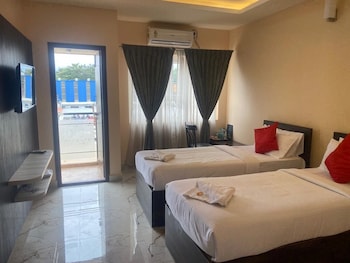 aura by agira hotels