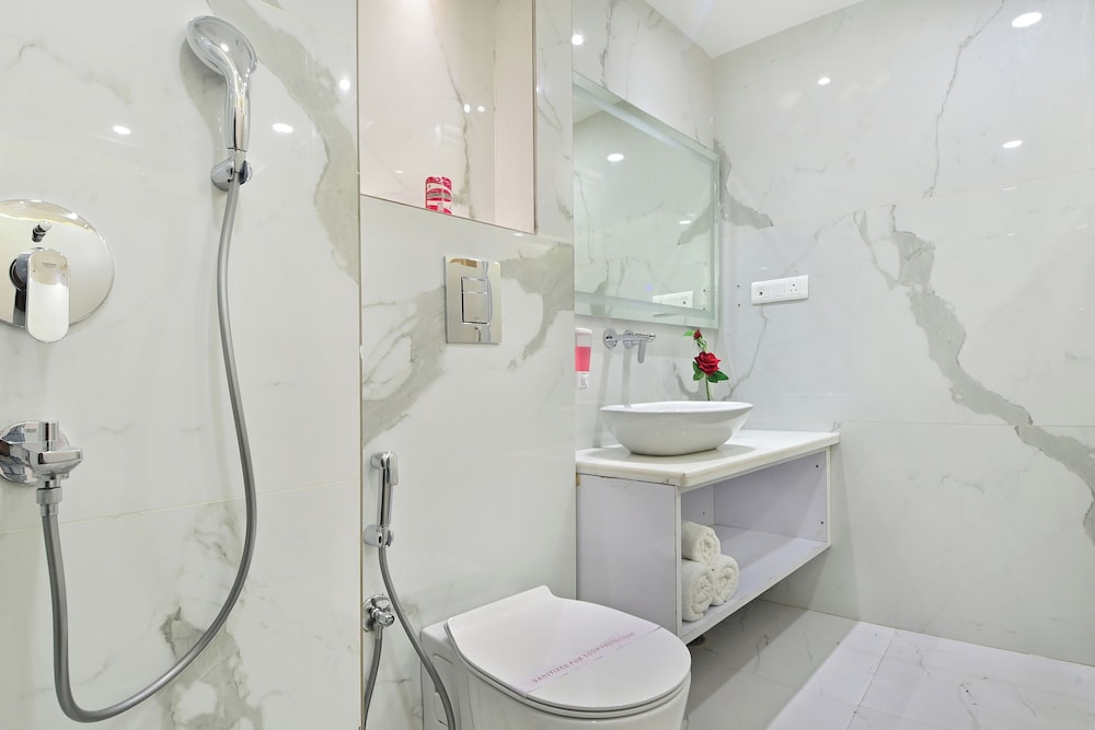 hotel gold palace paharganj