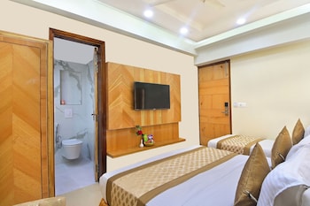 hotel gold palace paharganj