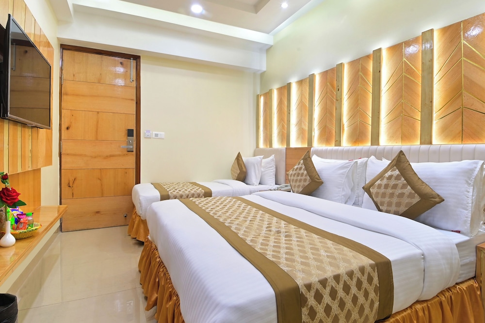 hotel gold palace paharganj