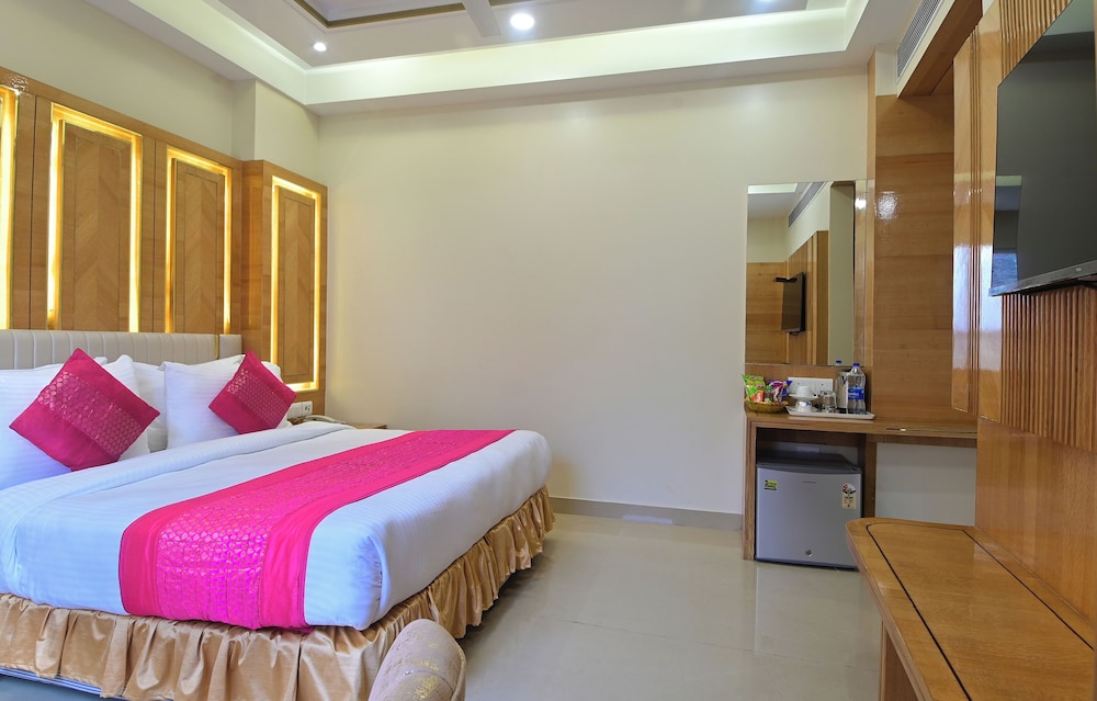 hotel gold palace paharganj