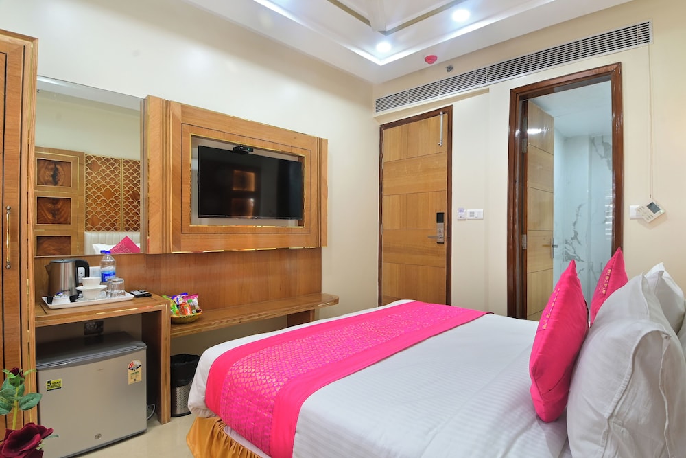 hotel gold palace paharganj