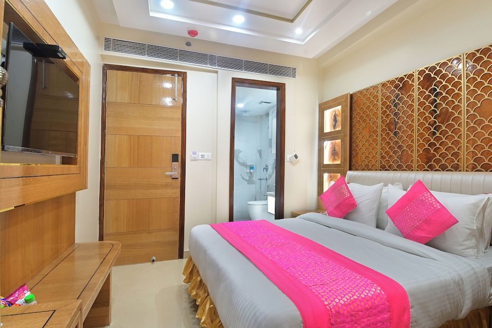 hotel gold palace paharganj