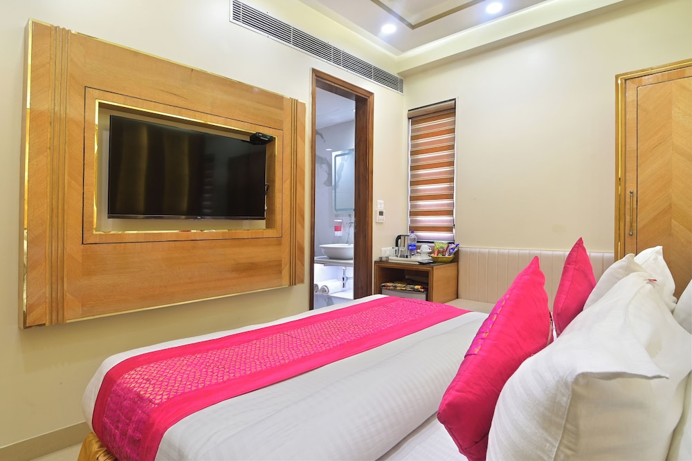 hotel gold palace paharganj