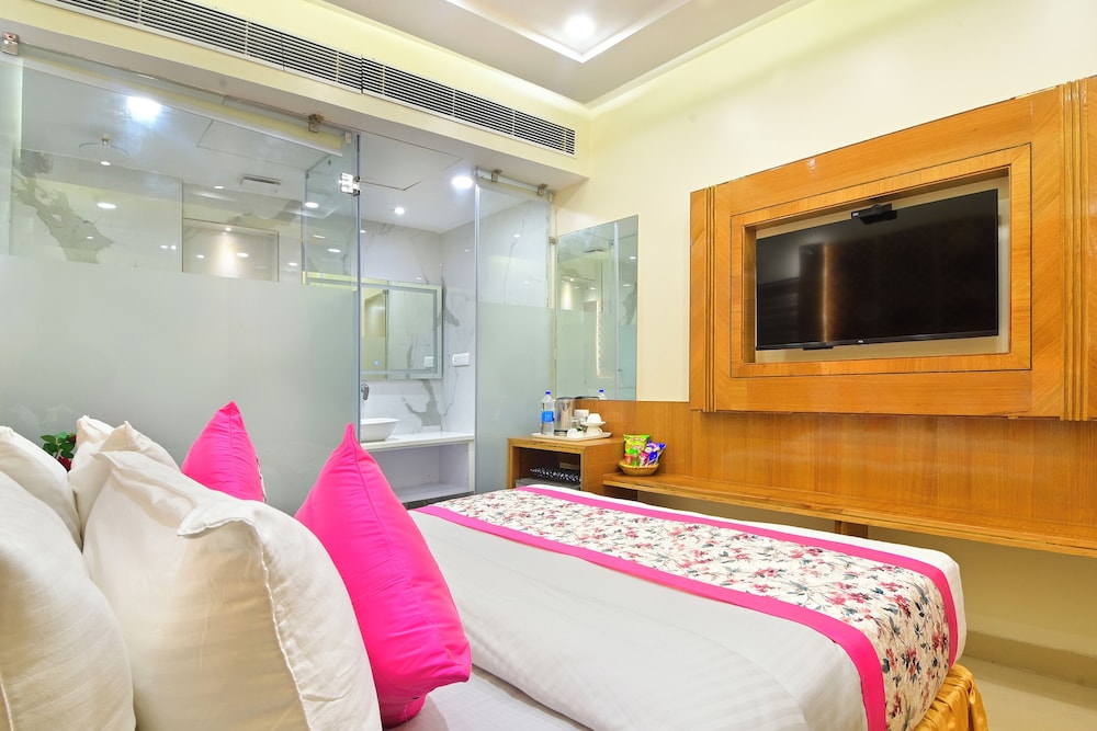 hotel gold palace paharganj