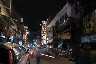 hotel gold palace paharganj