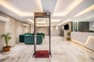 hotel aavaas