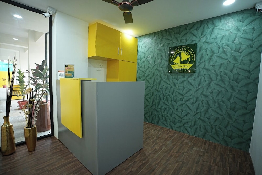 yellow bells studios and suites