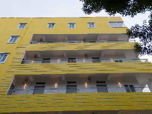 yellow bells studios and suites