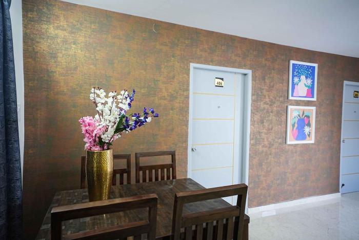 yellow bells studios and suites