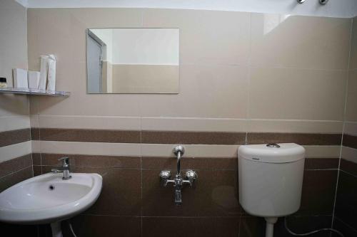 yellow bells studios and suites