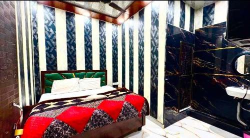 hotel o golden palace homestay