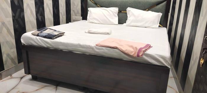 hotel o golden palace homestay